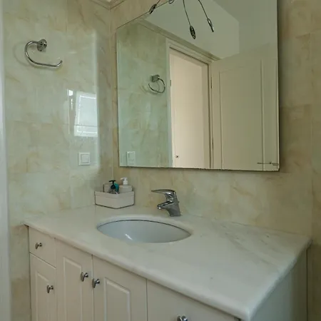 Seaside Private B Apartment *